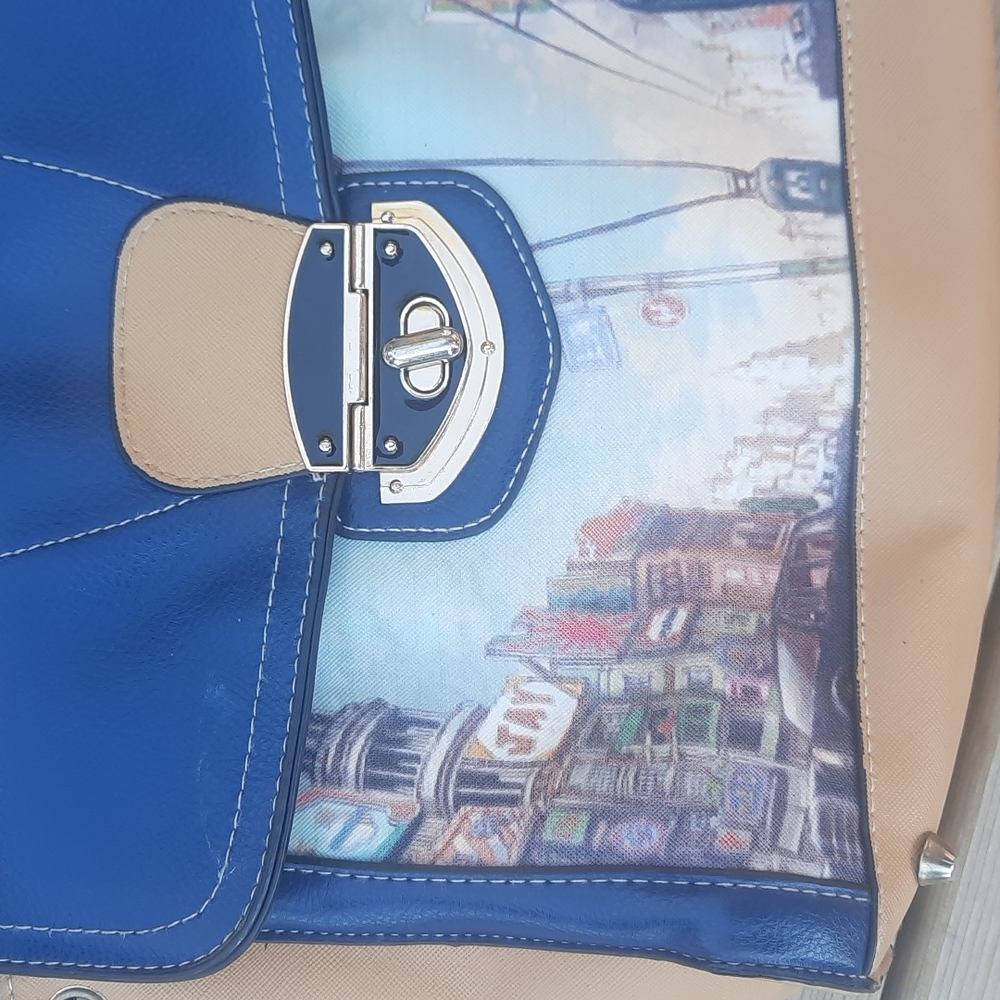 Handbag - Picture 3 of 12